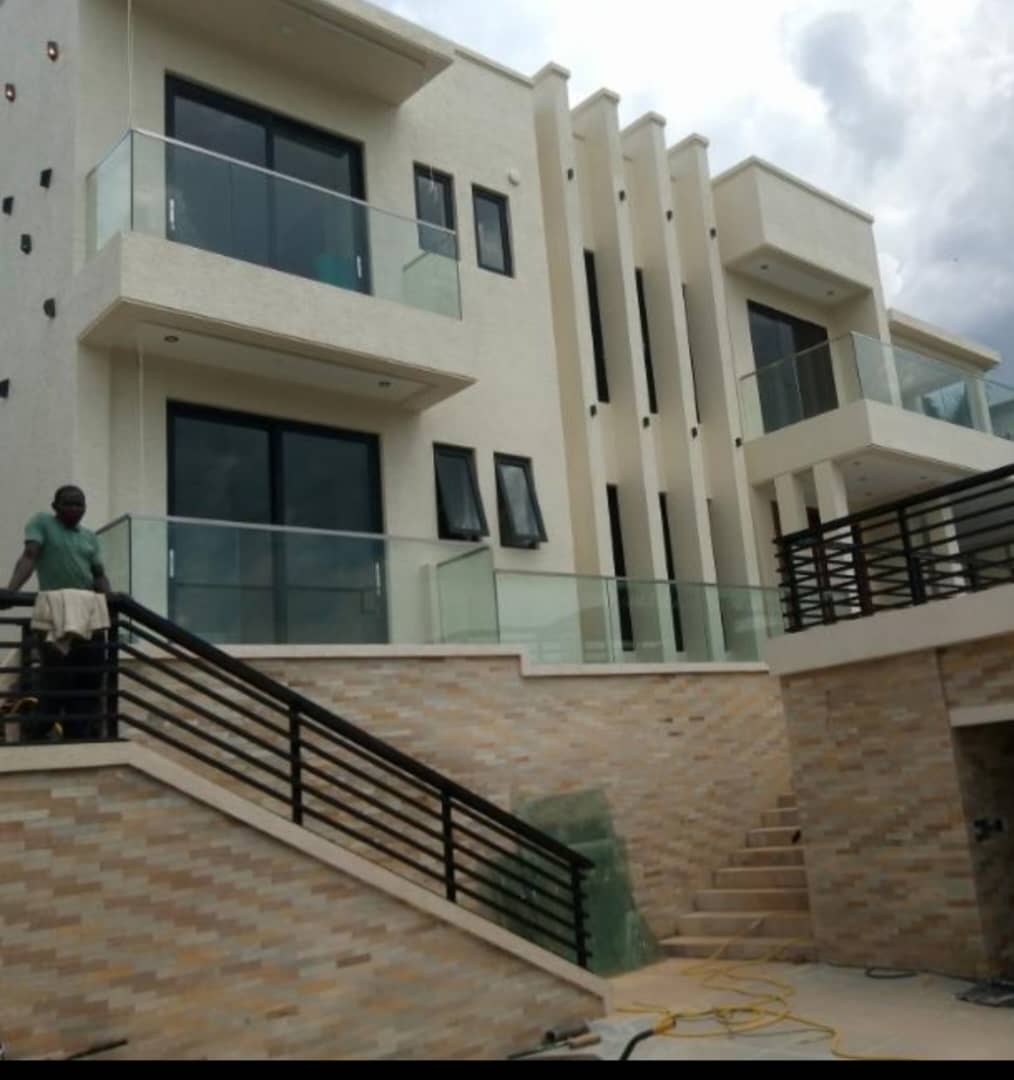 Aluminium Casement Window 1.2m × 1.0m - Aluminium Hardware Kigali Rwanda